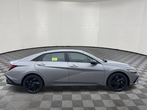 New 2026 Hyundai Elantra SEL Sport Premium FWD image 8