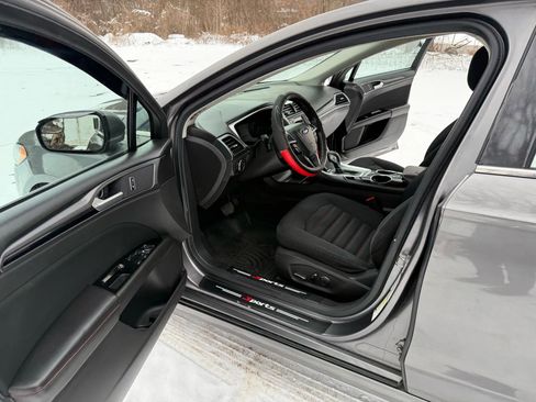 Used 2013 Ford Fusion SE image 21