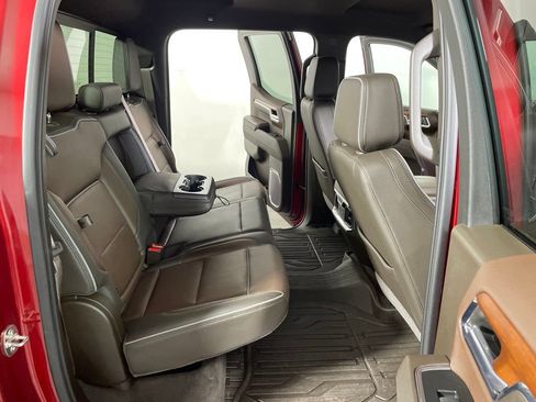 Used 2023 GMC Sierra 1500 Denali w/ Technology Package AWD/4WD image 23