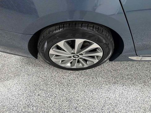 Used 2017 Hyundai Sonata Sport FWD image 34