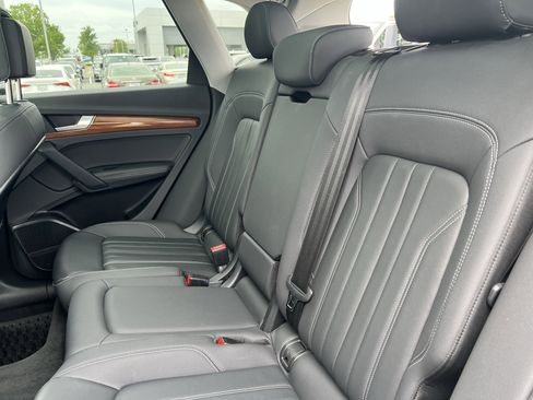 Used 2021 Audi Q5 2.0T Premium Plus AWD/4WD image 32