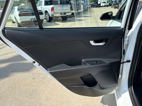 Used 2022 Kia Rio LX FWD image 40