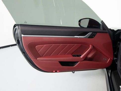 Certified 2024 Porsche 911 Turbo S AWD/4WD image 19