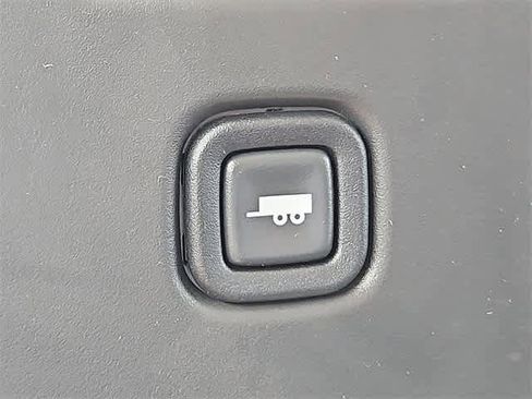 New 2025 Chevrolet Express 3500 LT w/ LT Preferred Equipment Group image 20