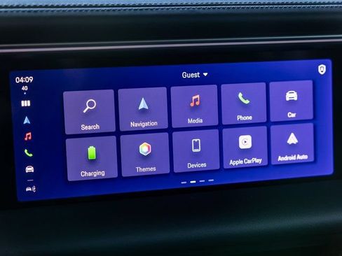 Used 2025 Porsche Macan Electric RWD image 54
