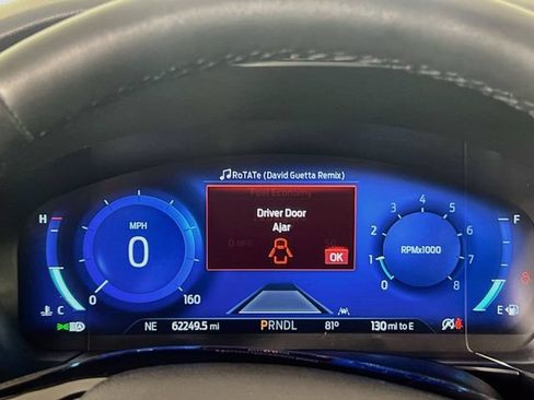 Used 2022 Ford Escape SEL w/ Technology Package AWD/4WD image 12