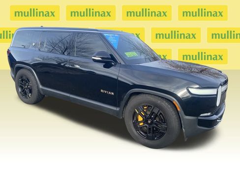 Used 2023 Rivian R1S Adventure image 1