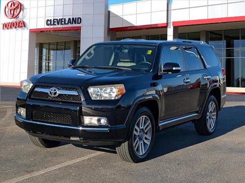 Used 2011 Toyota 4Runner Limited image 4