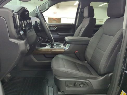 Used 2023 Chevrolet Silverado 1500 LT Trail Boss AWD/4WD image 9