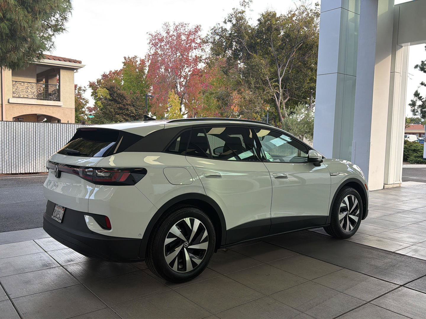 Certified 2023 Volkswagen ID.4 Pro RWD image 5