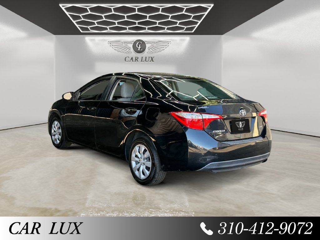 Used 2015 Toyota Corolla LE FWD image 3