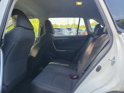 Used 2023 Toyota RAV4 LE FWD image 12