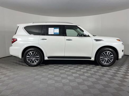Used 2024 Nissan Armada SL w/ Captain's Chairs Package RWD image 13