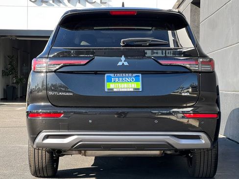 New 2026 Mitsubishi Outlander SEL FWD image 6