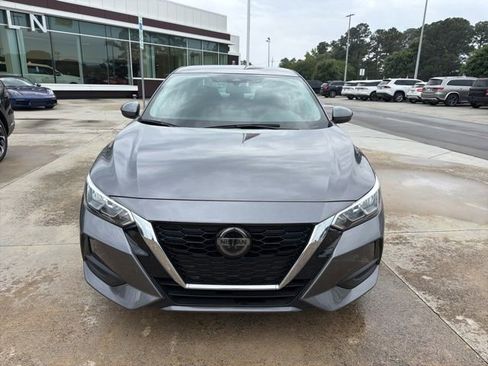 Used 2021 Nissan Sentra SV FWD image 2