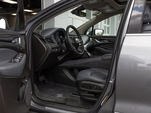 Used 2021 Buick Enclave Premium w/ Sun and Sites Package image 28