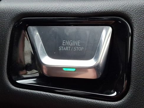 Used 2026 GMC Yukon Denali w/ Sun & Power Step Package AWD/4WD image 26