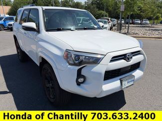 Used 2023 Toyota 4Runner SR5 Premium w/ Moonroof Package AWD/4WD video 1