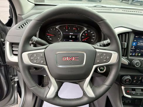 Used 2024 GMC Terrain SLT w/ Tech Package AWD/4WD image 21