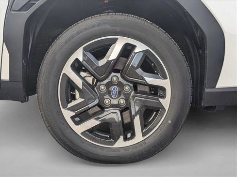 Certified 2025 Subaru Forester Limited image 26