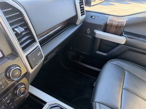 Used 2020 Ford F150 Lariat image 20