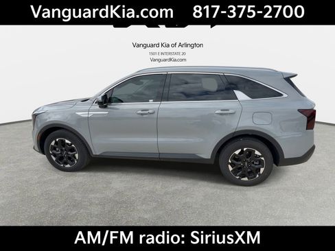 Certified 2026 Kia Sorento S w/ S Panoramic Sunroof Package FWD image 5