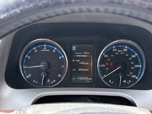 Used 2018 Toyota RAV4 Limited w/ Protection Package FWD image 9