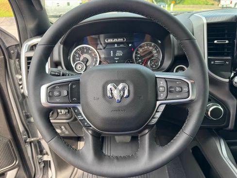 Used 2025 RAM 1500 Big Horn AWD/4WD image 24