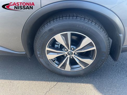 Used 2024 Nissan Murano SV image 21