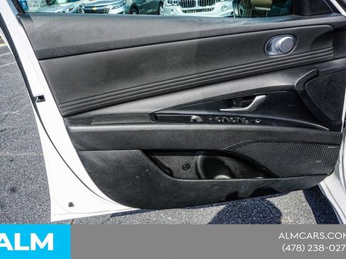 Used 2024 Hyundai Elantra Limited FWD image 44