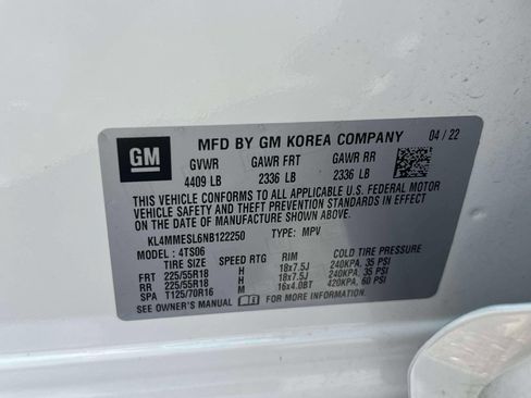 Used 2022 Buick Encore GX Select w/ Sport Touring Package AWD/4WD image 17