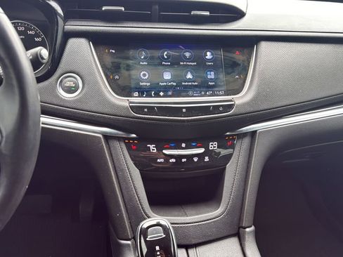 Used 2021 Cadillac XT6 Luxury image 13