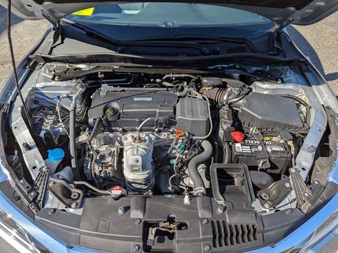 Used 2017 Honda Accord Sport Special Edition image 44