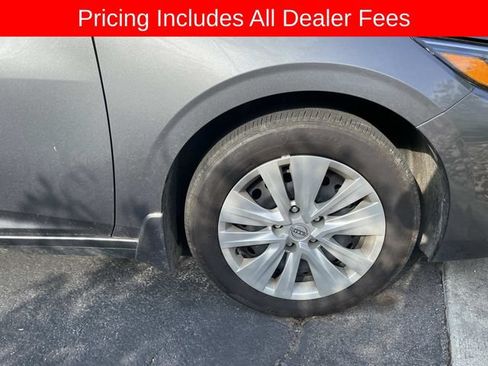Used 2024 Nissan Sentra S FWD image 9