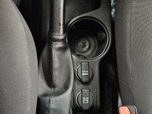 Used 2021 RAM ProMaster City Tradesman FWD image 18