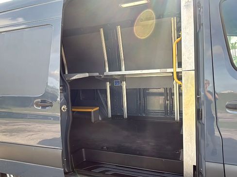 Used 2019 Mercedes-Benz Sprinter 144 image 10