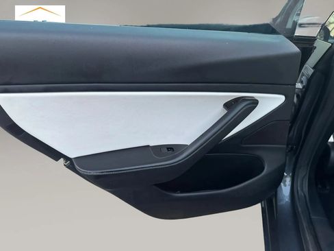 Used 2018 Tesla Model 3 Long Range image 21