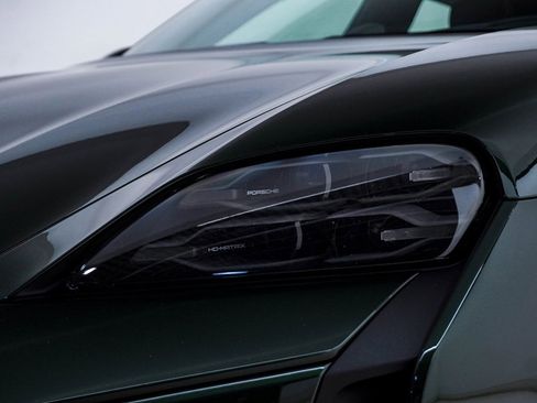 New 2025 Porsche Taycan Turbo image 7