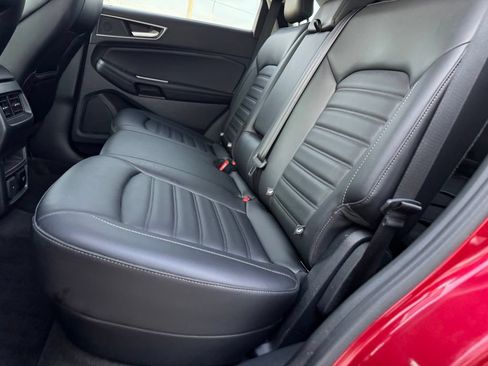 Used 2020 Ford Edge SEL w/ Convenience Package AWD/4WD image 8