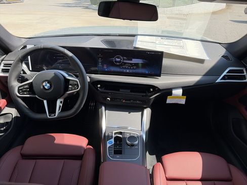 Used 2026 BMW i4 eDrive40 w/ M Sport Package RWD image 28