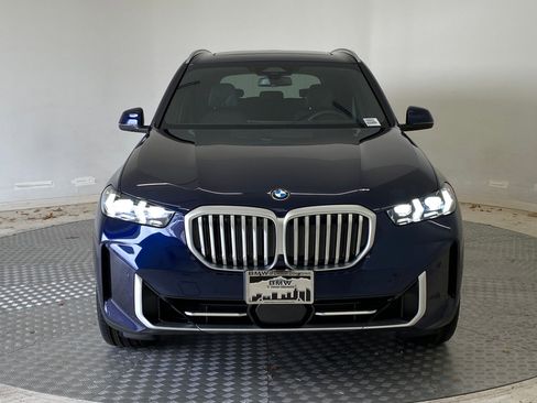 New 2026 BMW X5 xDrive40i w/ Climate Comfort Package image 5