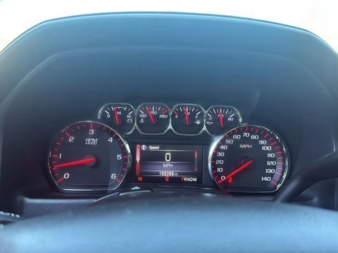 Used 2015 GMC Sierra 1500 SLE w/ SLE Value Package AWD/4WD image 18