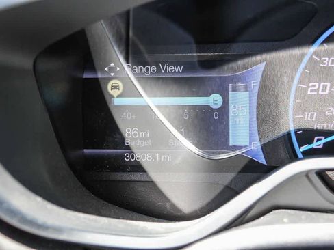 Used 2017 Ford Focus Electric Hatchback FWD image 22