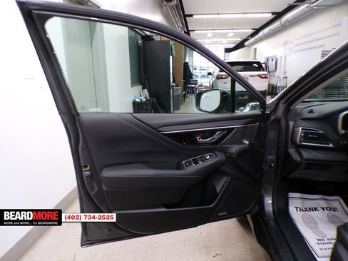 Used 2022 Subaru Outback Limited image 15