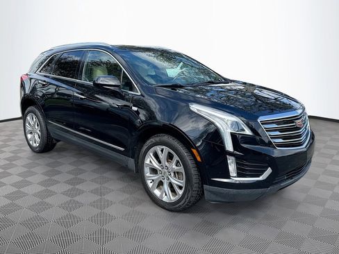 Used 2018 Cadillac XT5 Luxury image 4