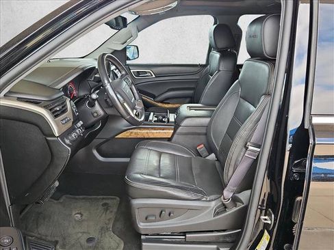 Used 2016 GMC Yukon XL Denali w/ Open Road Package AWD/4WD image 17