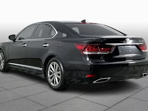 Used 2015 Lexus LS 460 w/ Comfort Package image 11