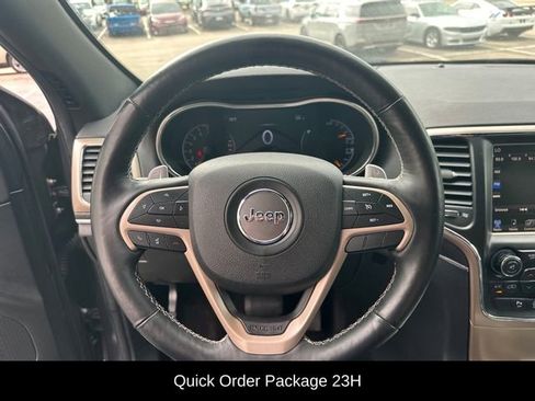 Used 2017 Jeep Grand Cherokee Limited AWD/4WD image 7