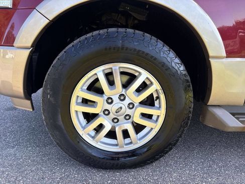 Used 2014 Ford Expedition EL XLT w/ Equipment Group 202A image 8