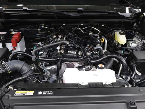 Used 2025 Toyota 4Runner SR5 image 30